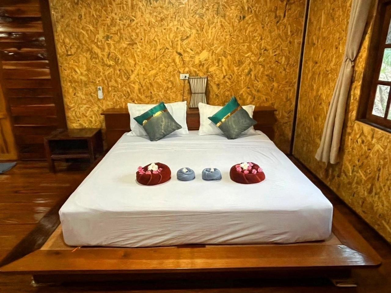 Koh Jum Home Stay エクステリア 写真